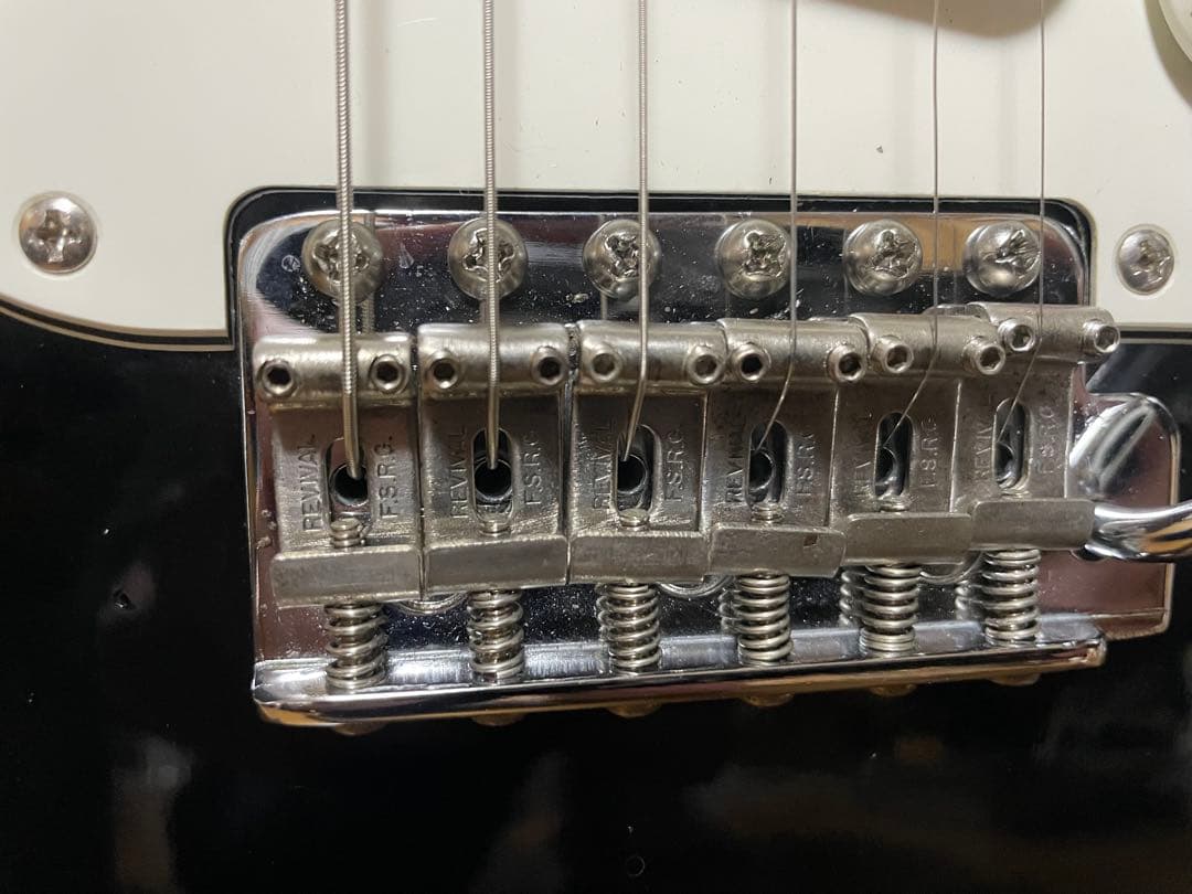 フェルナンデス　リバイバルシリーズ　RST64 ストラトキャスター　消えロゴ