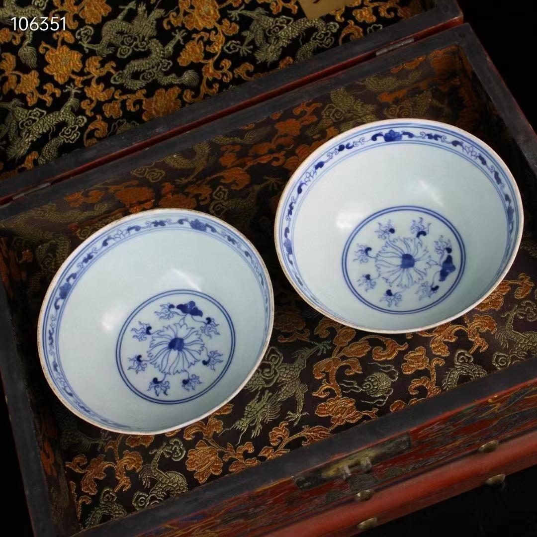 中国古美術・旧蔵青花磁碗一対・古漆器箱付・置物・文房具・時代物