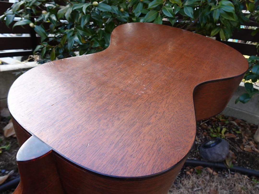 スピッツ「ハチミツ」ジャケットのギター 超レア！