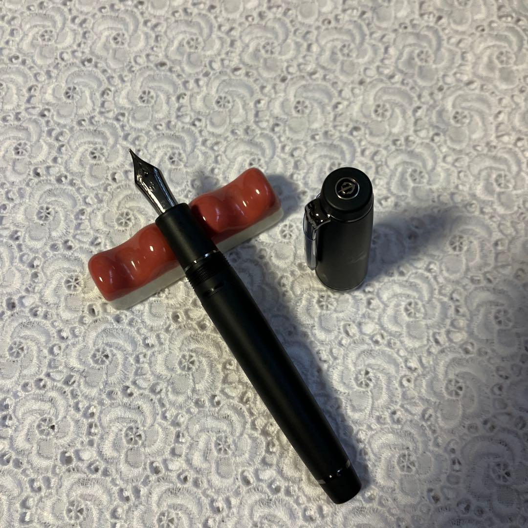 【万年筆】セーラー　プロフェッショナルギア　インペリアルブラック　M 21金