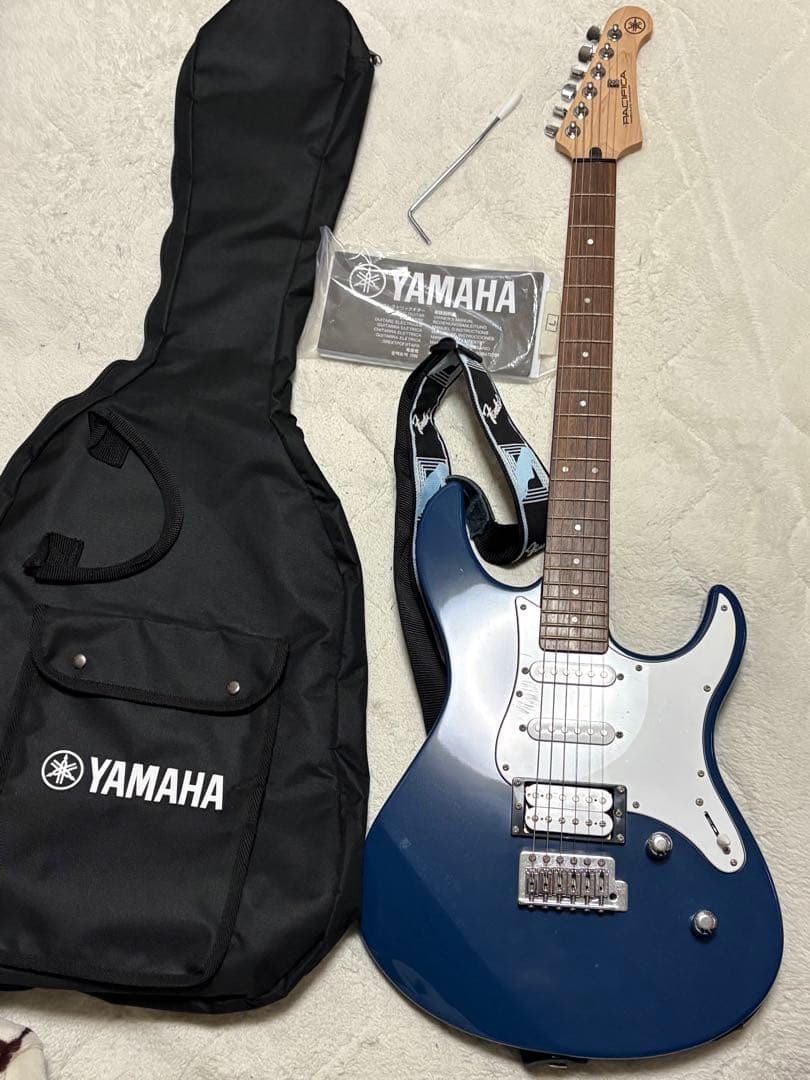 YAMAHA PACIFICA112V ユナイテッドブルーPAC112