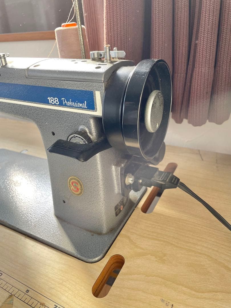 シンガー 職業用ミシン 188 Professional 本体のみ