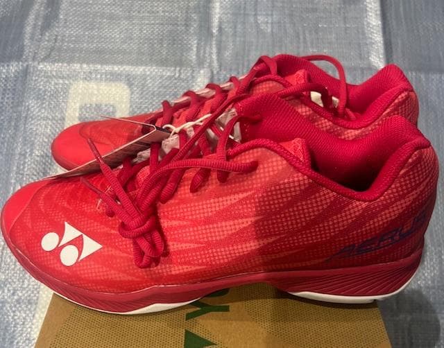 新品YONEX バドミントンシューズ SHBAZ2MY ルビーレッド