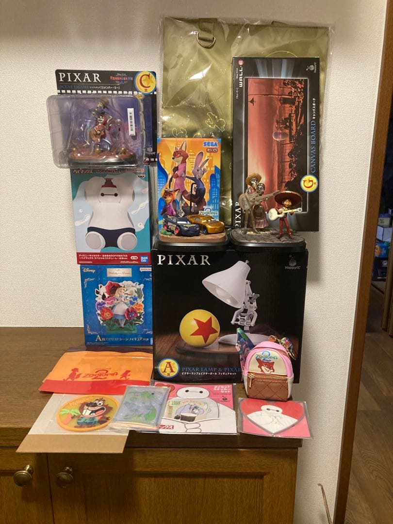 ディズニー ピクサー ハッピーくじ　一番くじ　フィギュア プライズ まとめ売り