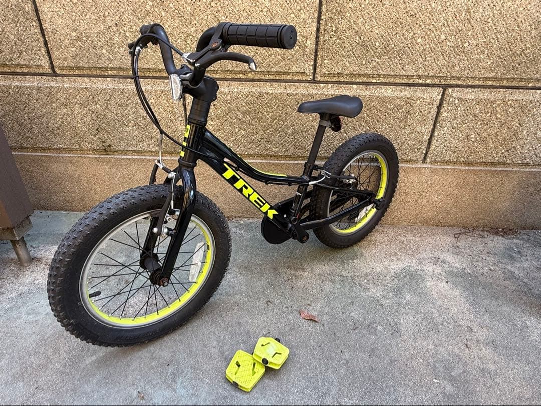 グリップ新品トレック16インチ子供車 キッズバイクトレック Precaliber