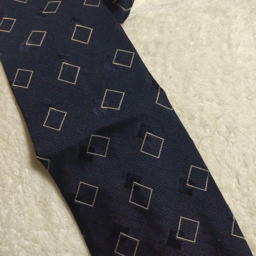 舘ひろしネクタイあぶない刑事