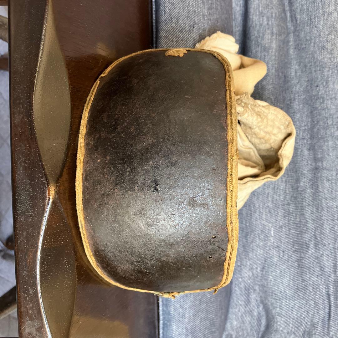 最終値下げ　鎧・甲冑　桐箱付きの鐵味良い本歌の鉢金　 額当て