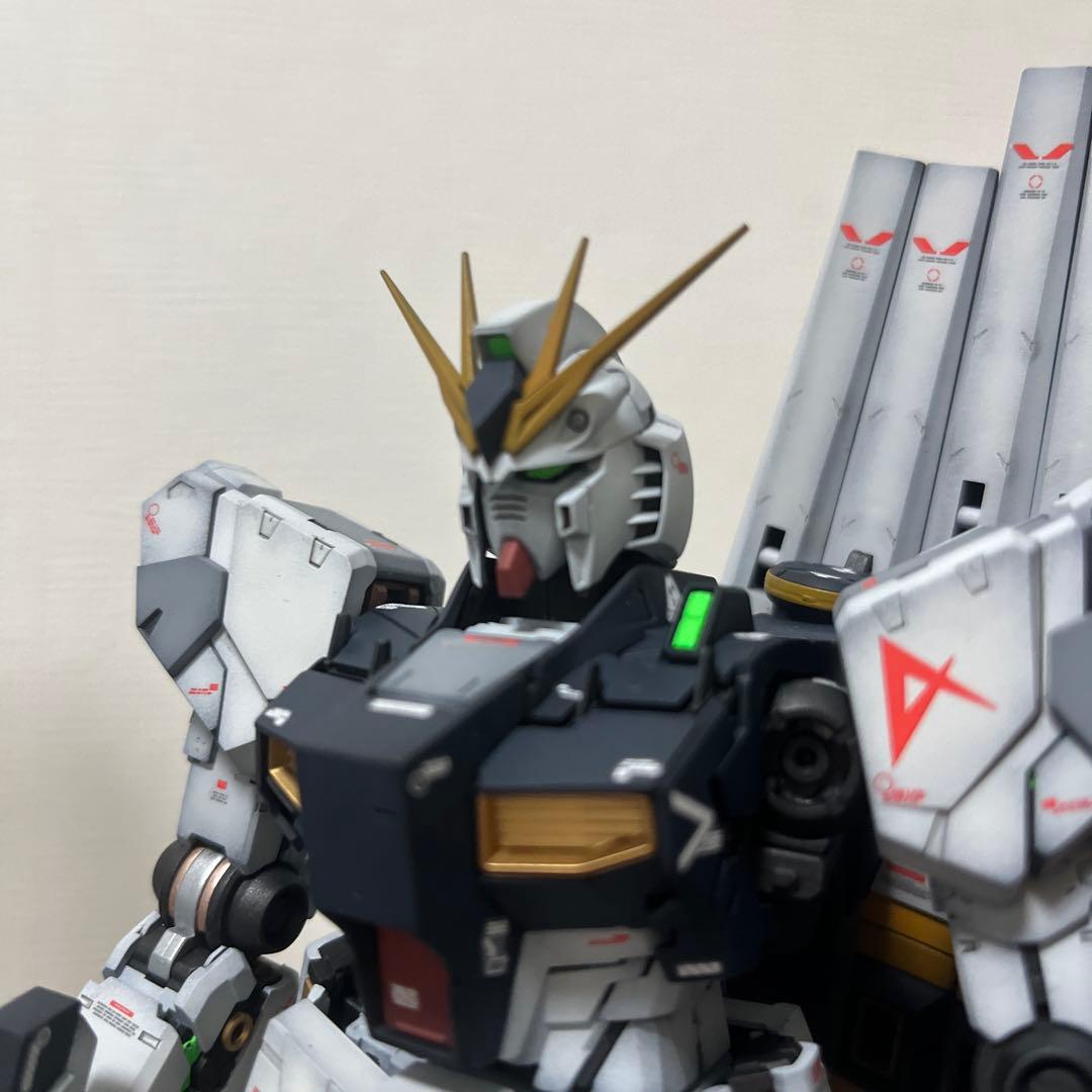 【ガンプラ完成品】MG νガンダム　ver.ka 全塗装