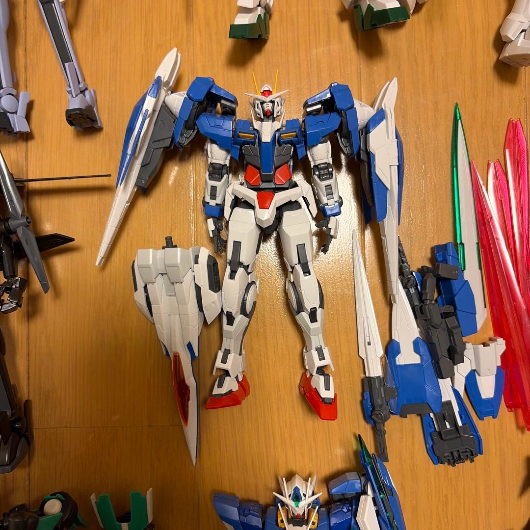 HG RG ダブルオー　ガンプラジャンク　クアンタ　エクシア　ガデッサ　フラッグ