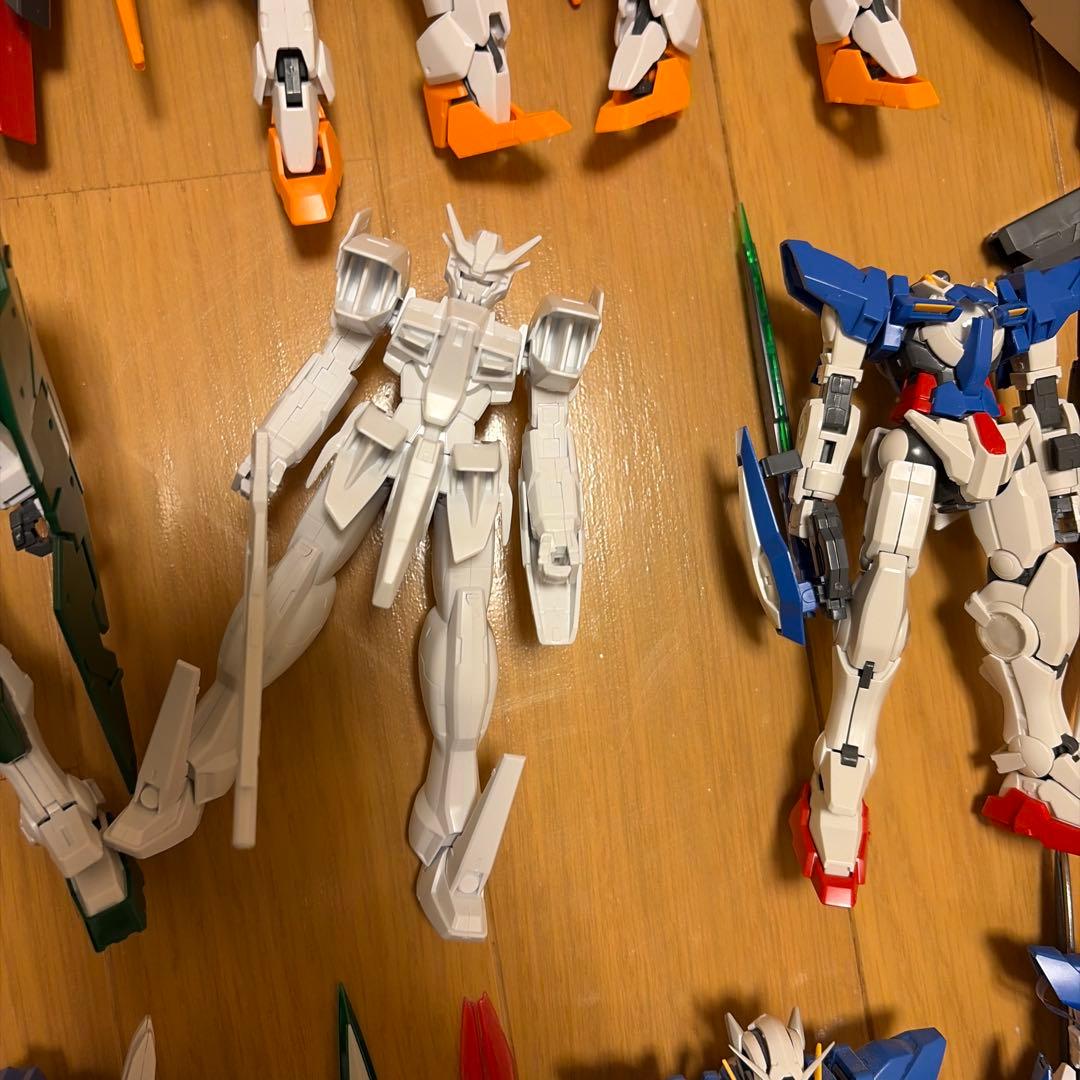 HG RG ダブルオー　ガンプラジャンク　クアンタ　エクシア　ガデッサ　フラッグ