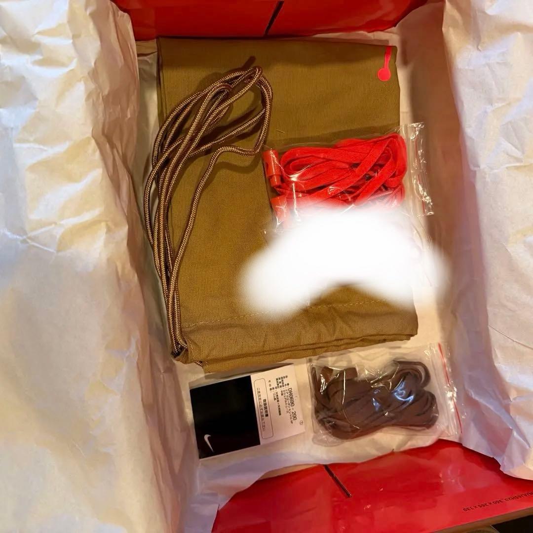 Travis Scott × Nike Air Jordan 6