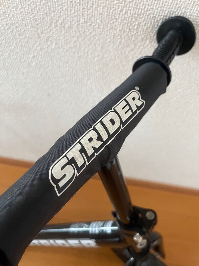 ストライダー スポーツモデル 12インチ ブラック 【日本正規品】美品