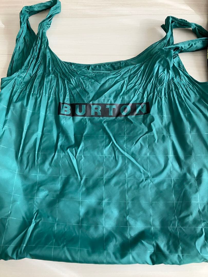 【新品未使用】バートン　キッズ　スノーボードウェア