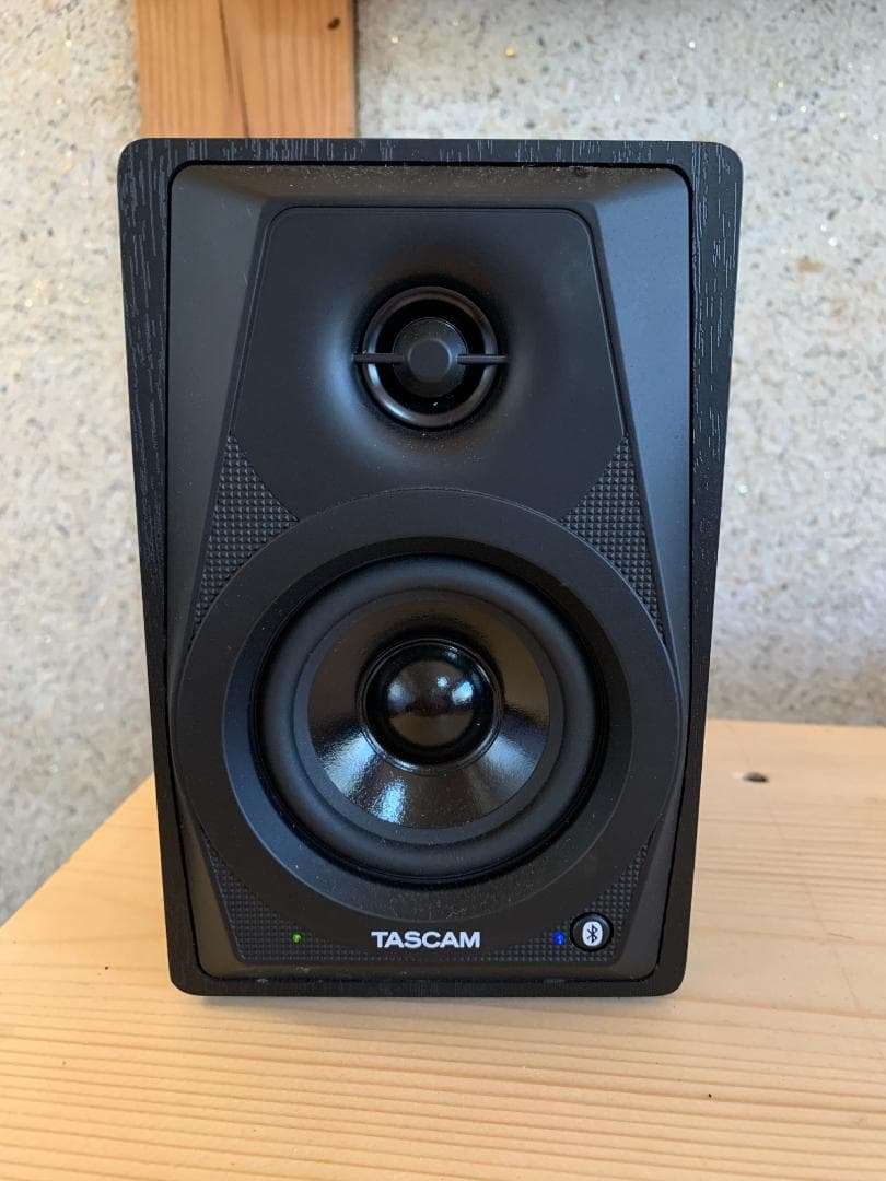 配信機器・PA機器・レコーディング機器 Tascam Monitors VL-S3BT Pair
