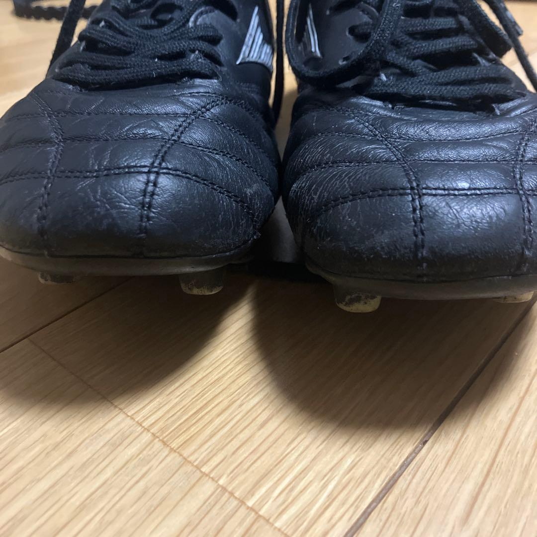 ミズノモレリアネオ4ブラック