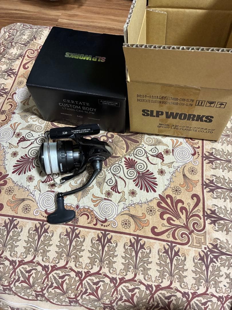 SLP WORKS LT4000-CXH スピニングリール