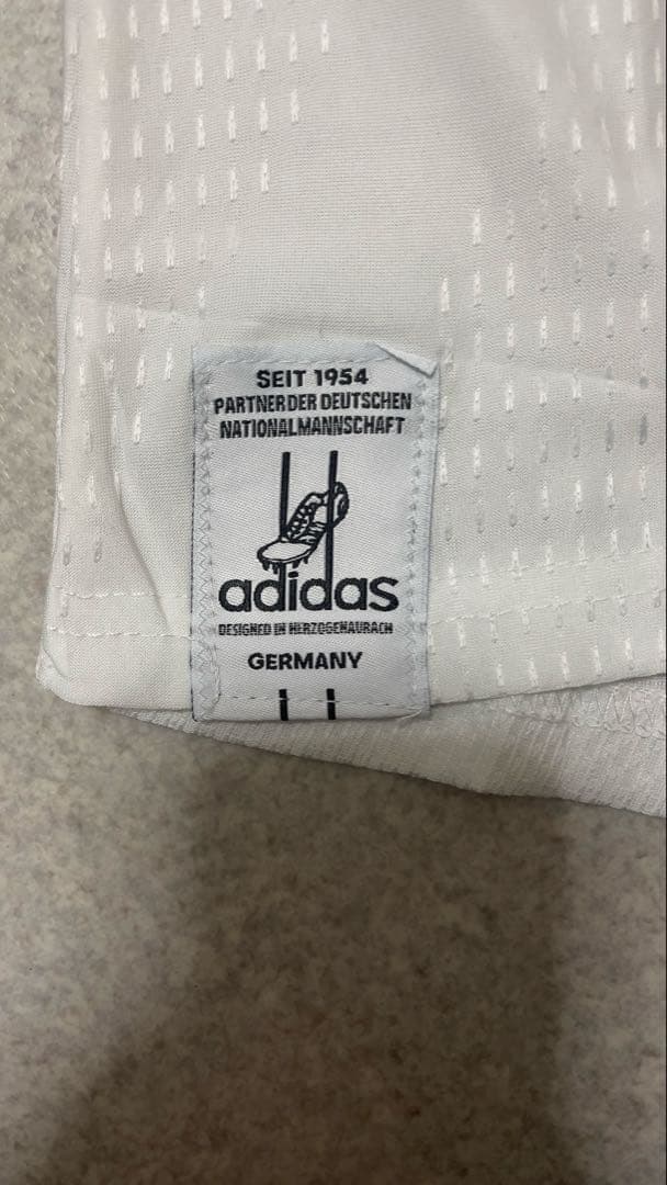 adidas ドイツ代表 長袖シャツ