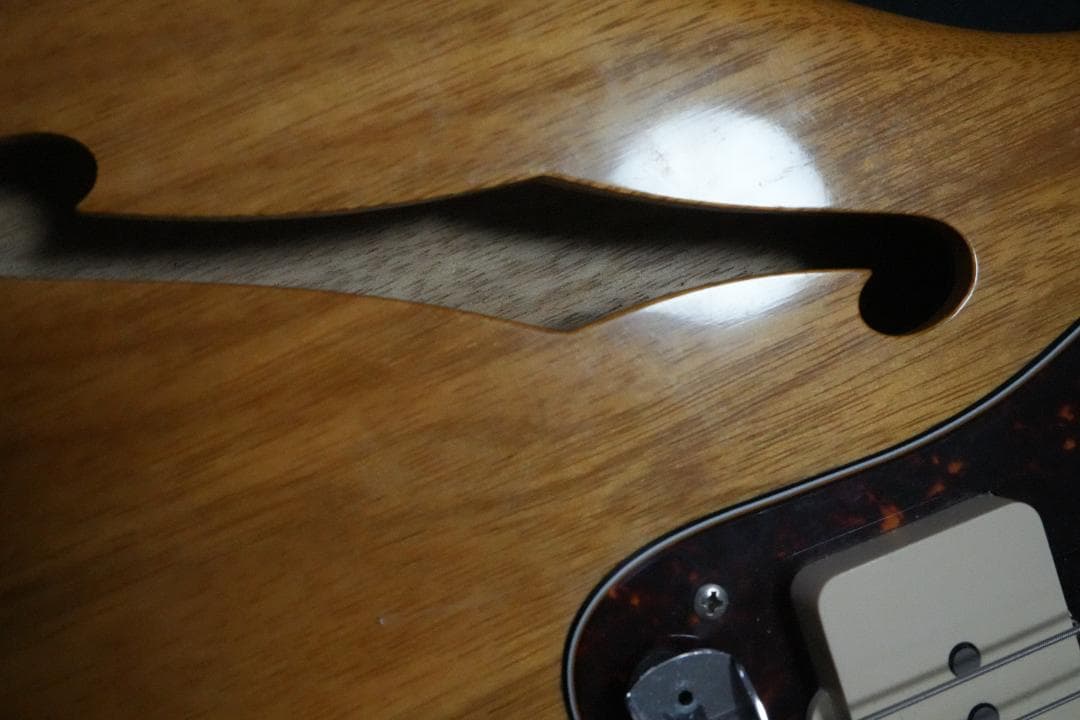 momose ジャズマスター　コリーナボディ