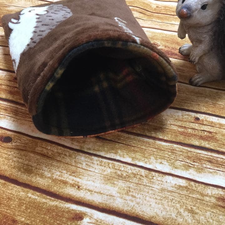 ハリネズミ寝袋 （茶色ハリネズミレンガ）