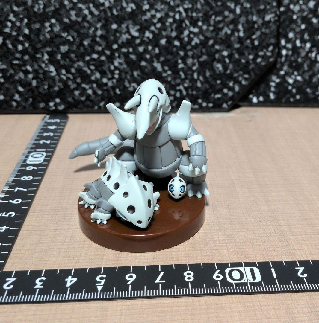 ポケモン　立体ポケモン図鑑　ココドラ　コドラ　ボスゴドラ