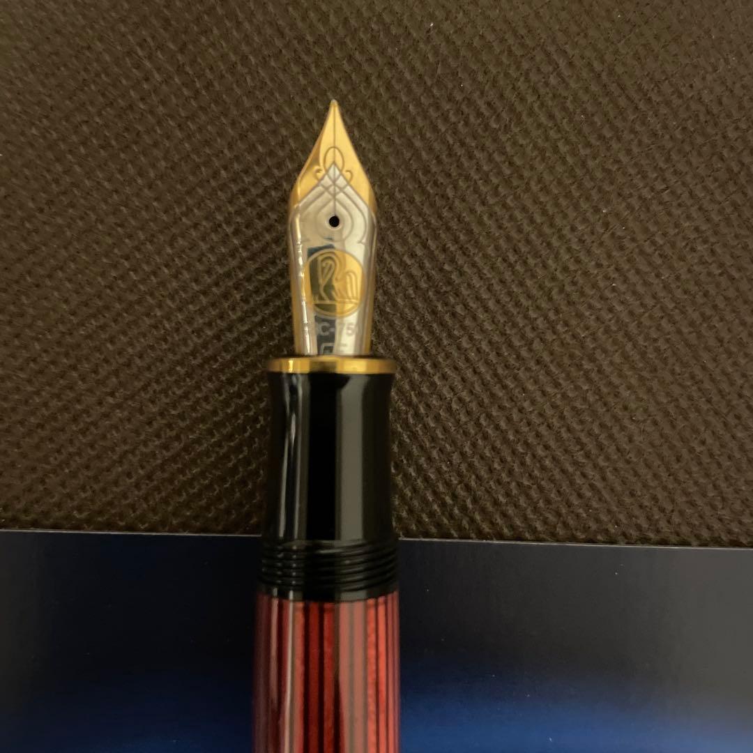 お*ん様 Pelikan 万年筆 黒と赤 未使用