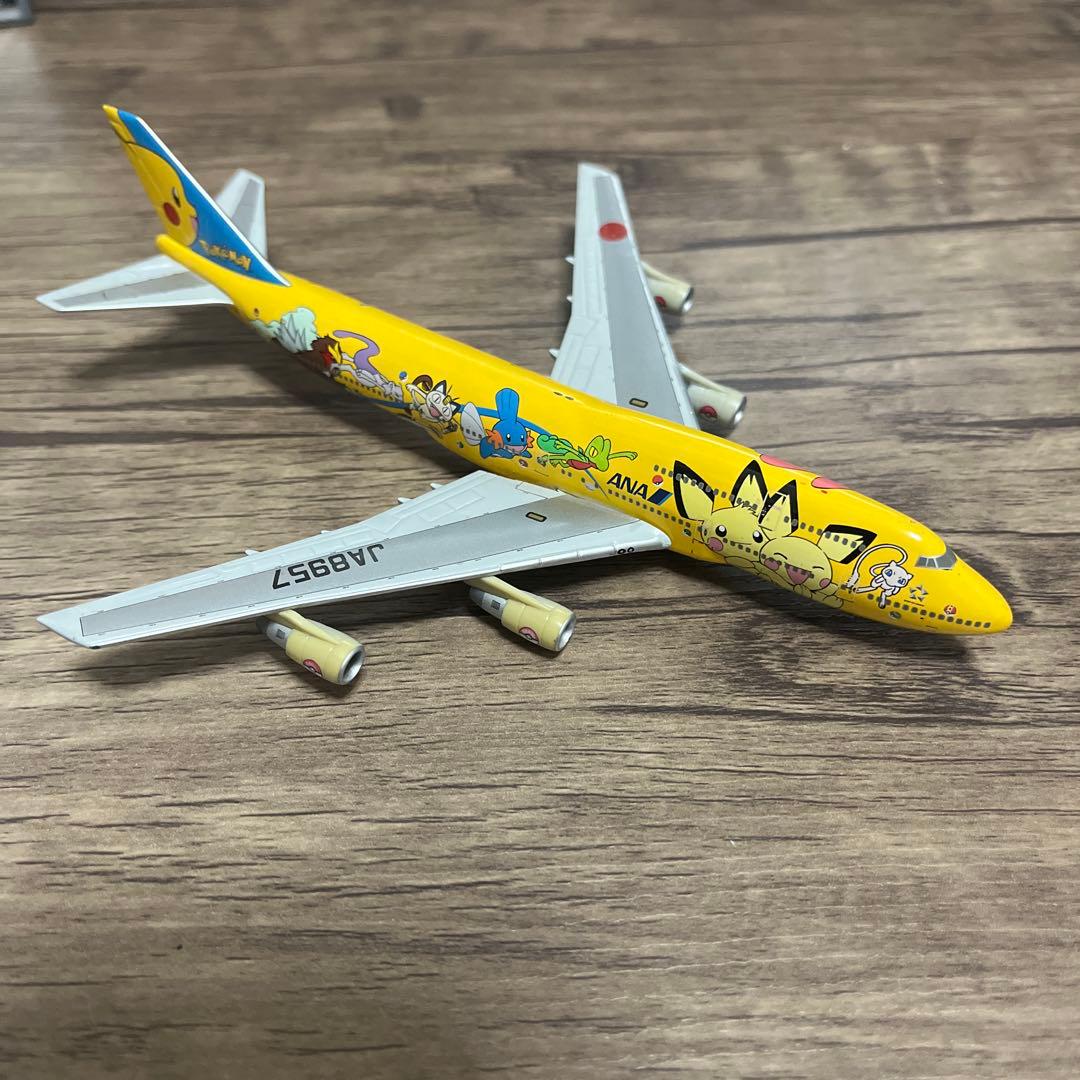 ANA ボーイング747-400　ピカチュウジャンボ　1/400