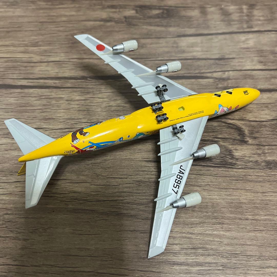 ANA ボーイング747-400　ピカチュウジャンボ　1/400