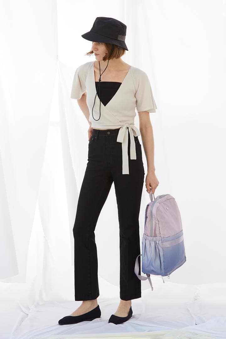 美品【チャコット】chacott フレアスリーブ トップス