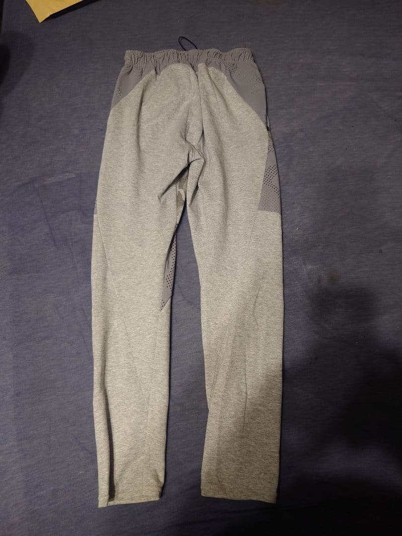 ATHLETA o-reiグレー迷彩ジャージ フード付き