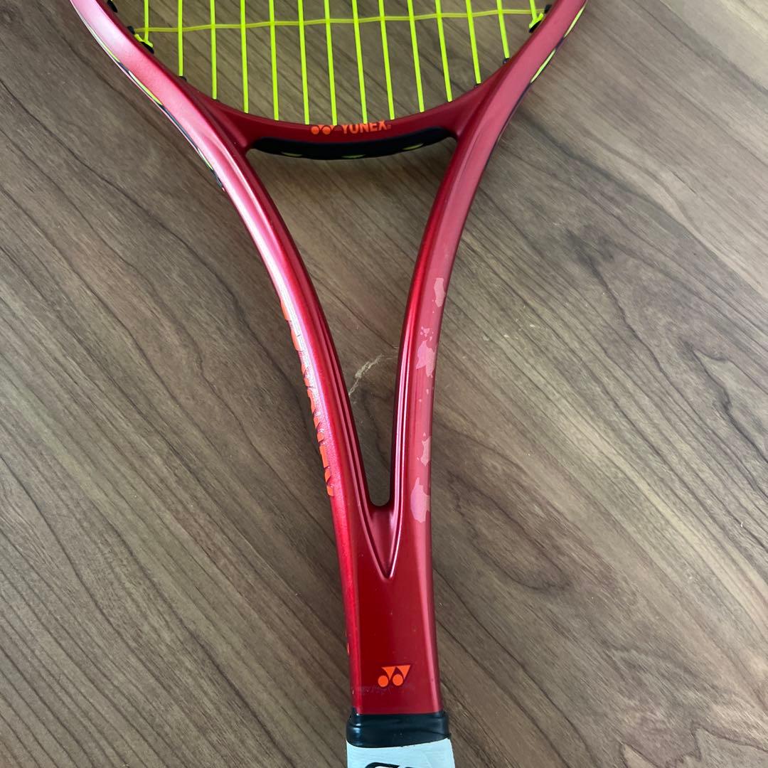 YONEX ジオブレイク70VS タンゴレッド　UL0