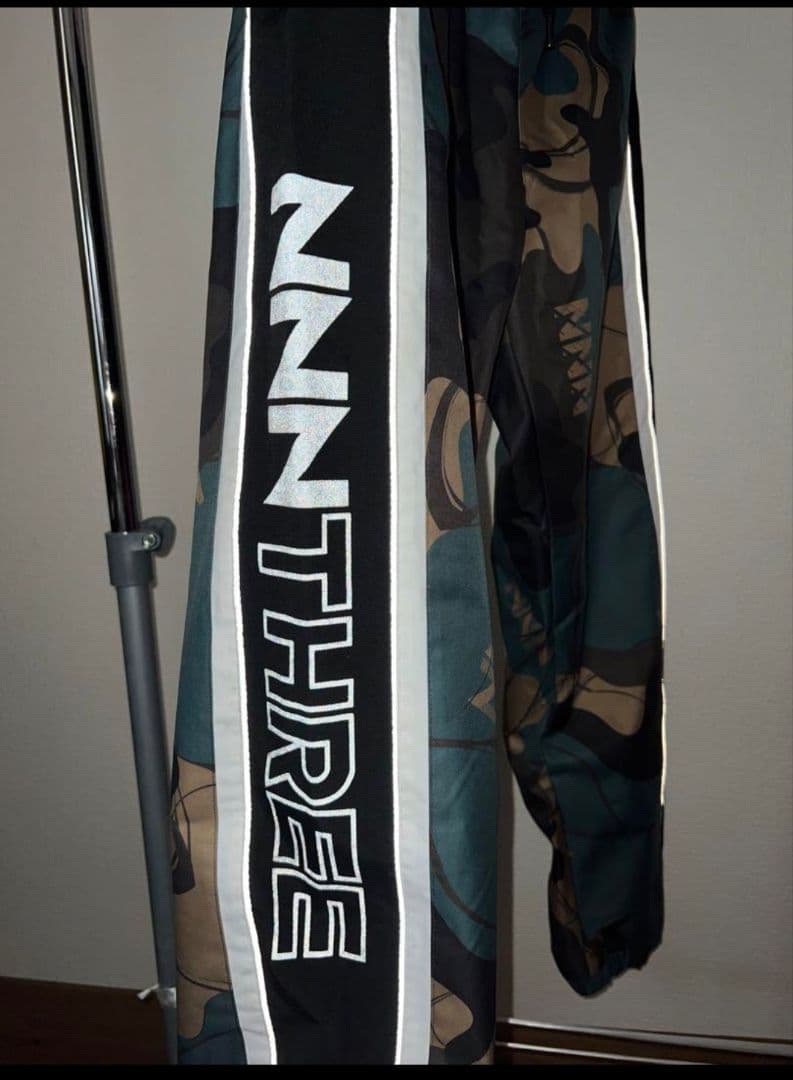 NNN（エヌスリー）　スノーボードパンツ　ウェア