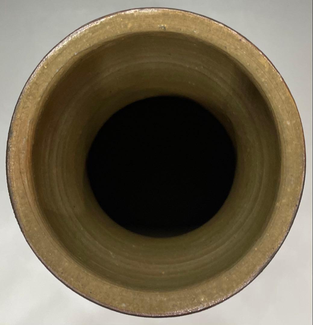 neko008　山本雄一　備前花入　共箱(四方桟盛蓋) 共布　yy49