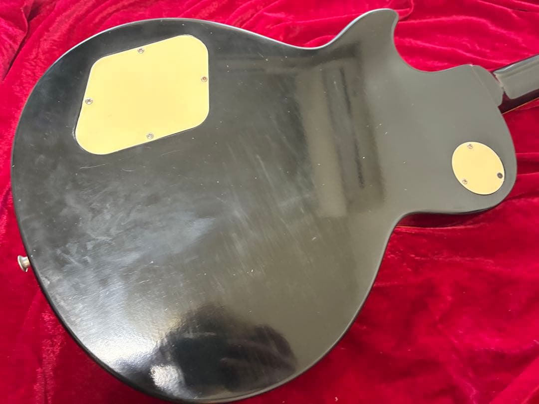 レスポールタイプ　ラッカーフィニッシュ　コンポーネントギター　ビグスビータイプ