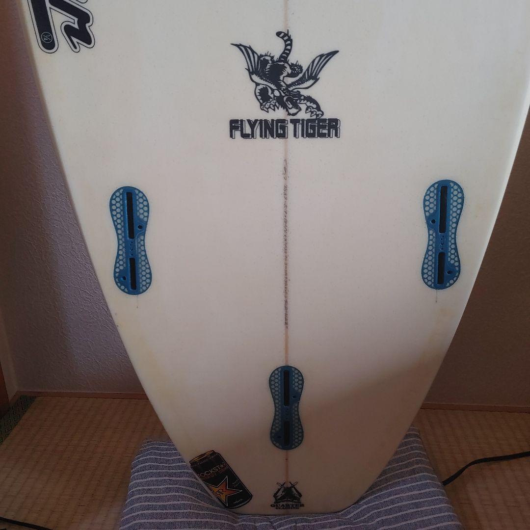 クォーターサーフボード　　5.9