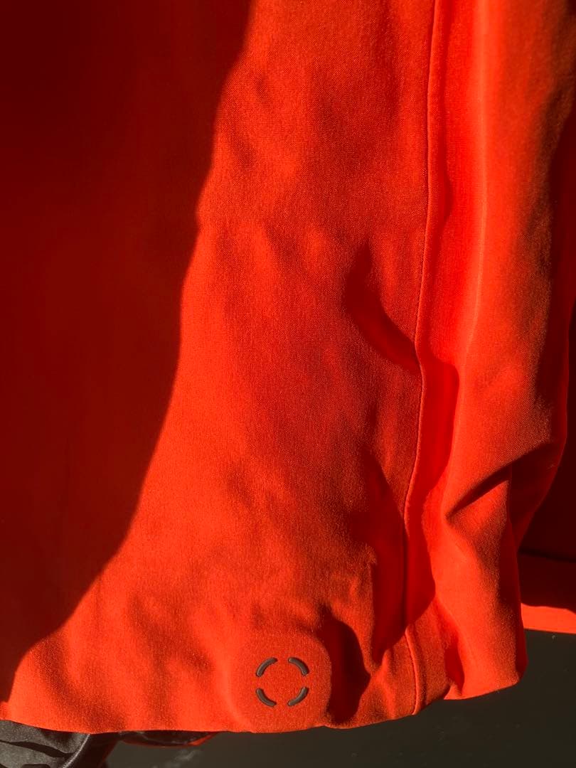 patagonia オレンジ フード付きジャケット