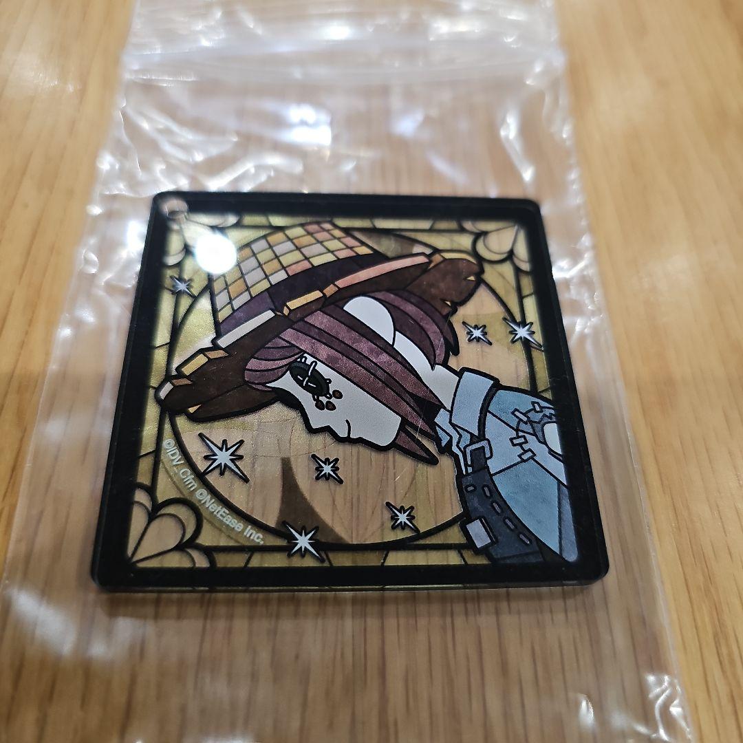 第５人格　ステンドグラスアクリルキーホルダー　庭師　エマ・ウッズ