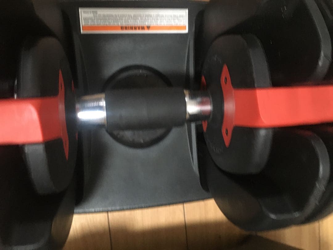 ② 可変式ダンベル 24Kg x 1個