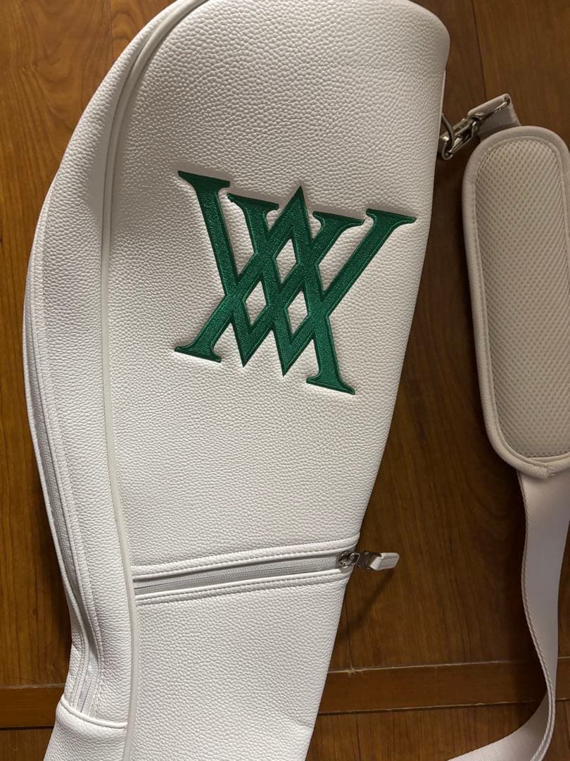 【極美品】ホワイトゴルフバッグ Wマーク付き