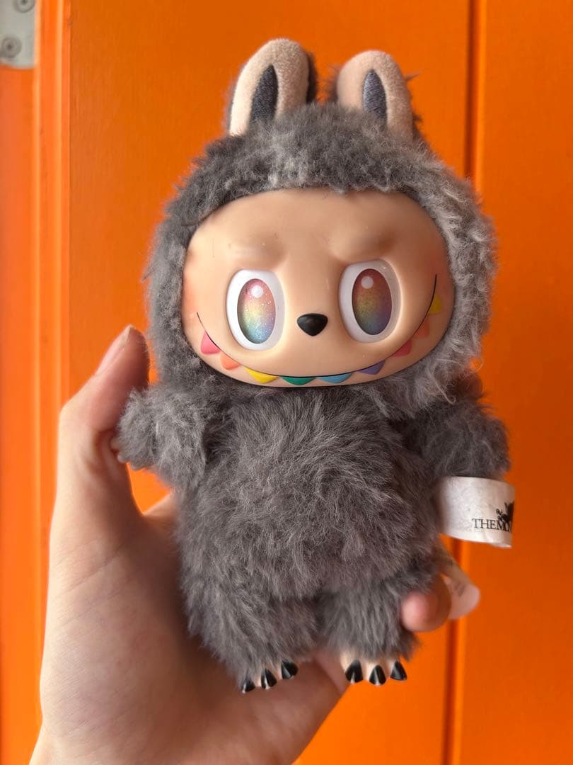 マ*ク様 POP MART ラブブ