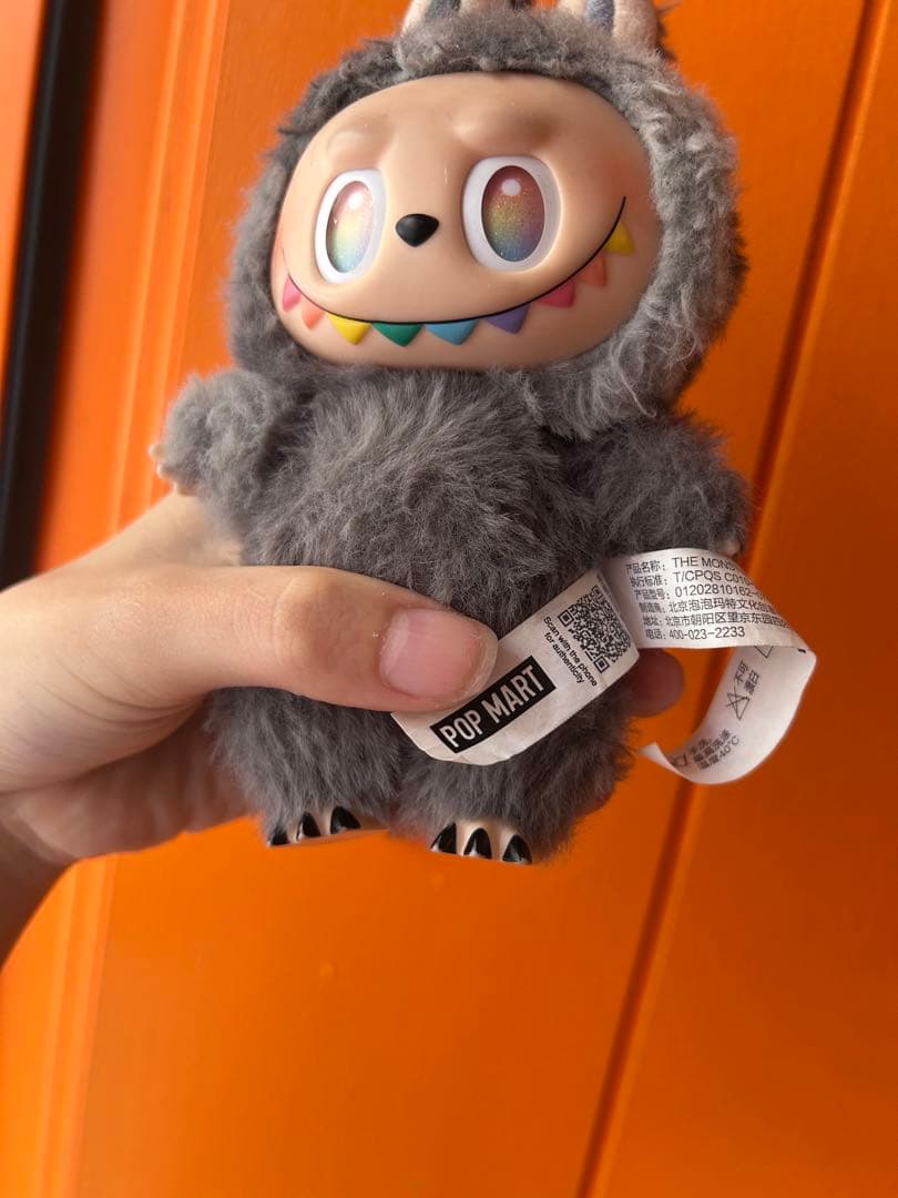 マ*ク様 POP MART ラブブ