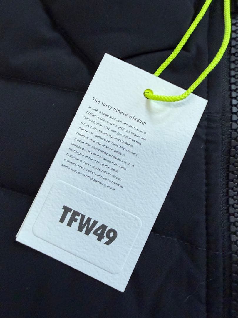 新品正規品【TFW49/XL】ダウン90%ダウンベスト中綿ジャケット防寒