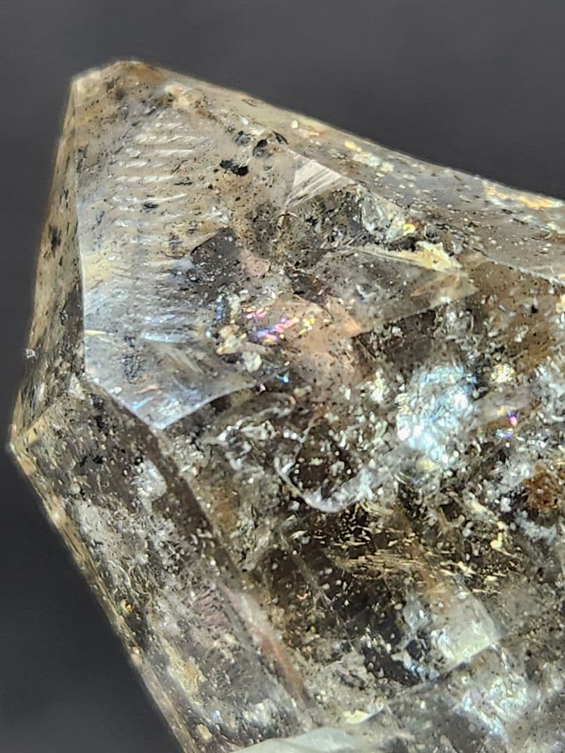 あふれる虹✨シャンパンカラー ハーキマーダイヤモンド 原石