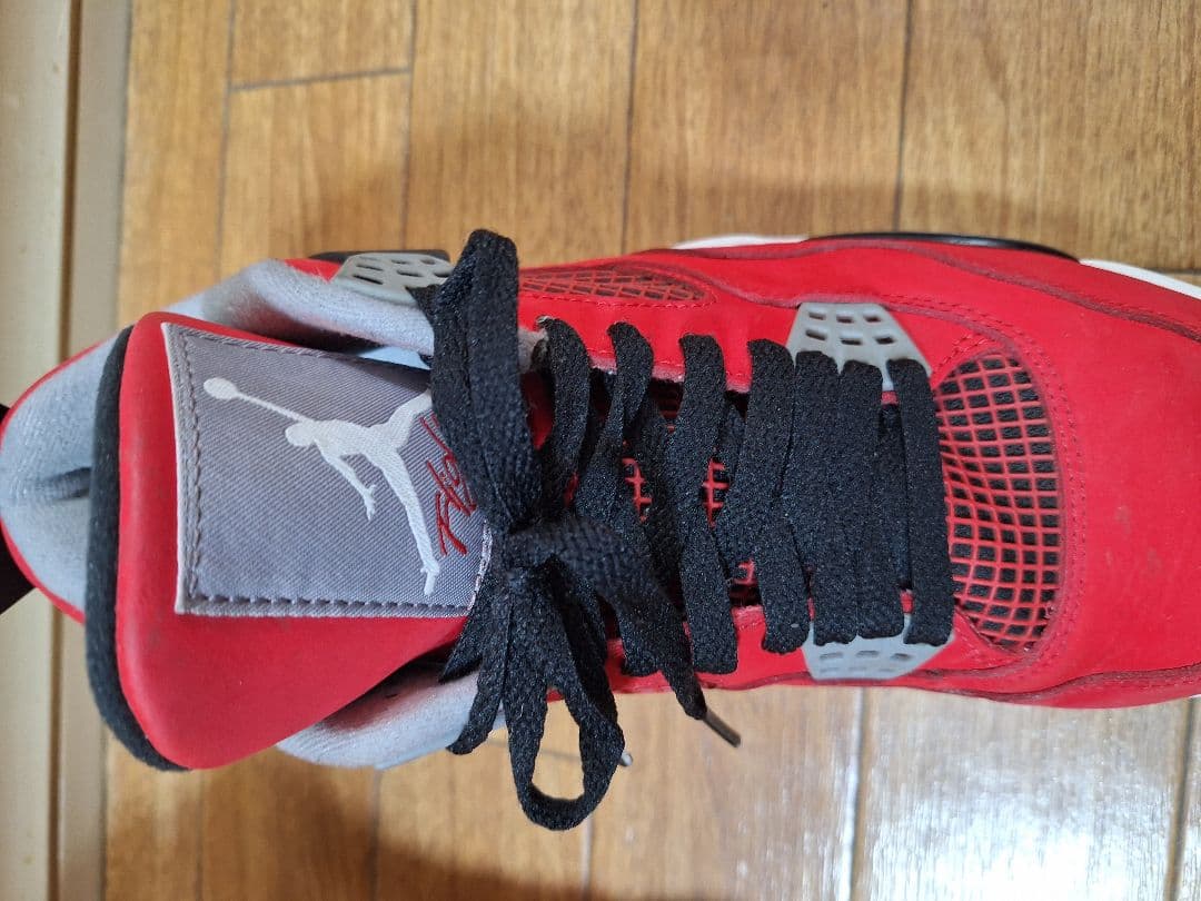 NIKE AIR JORDAN 4 RETRO エアジョ ーダン4 レッド
