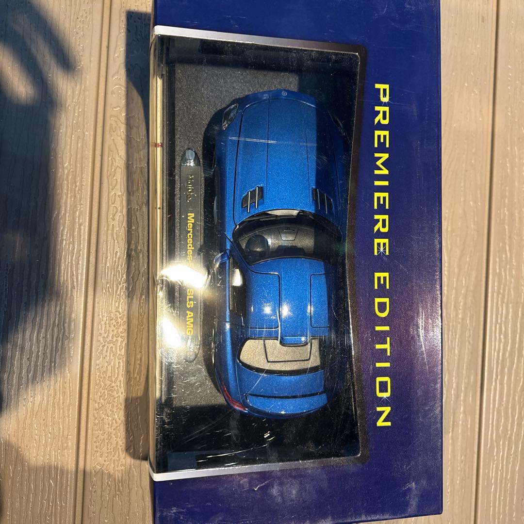 Maisto Mercedes-BenzSLS AMG 18分の1スケールモデル