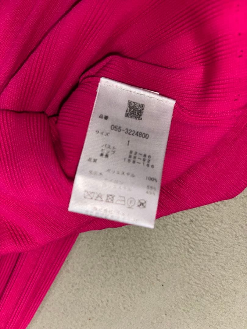 （新品）パーリーゲイツ、モックネック、ニットワンピース、ピンク色、サイズ1