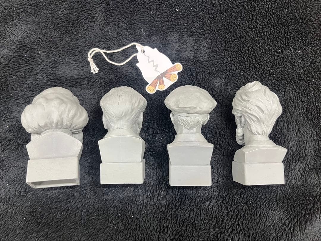 マウンテンリサーチ 思想家 胸像4体セット2015