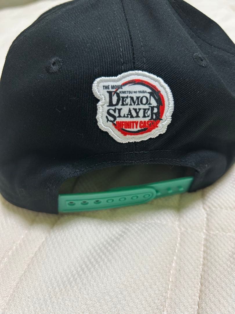 【未使用】 鬼滅の刃限定品 キャップ LADodgers ニューエラ 鬼滅帽子