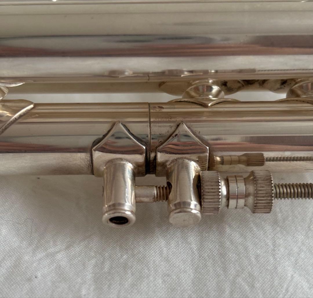 トランペット 〈Bach Stradivarius 37 180MLS 〉