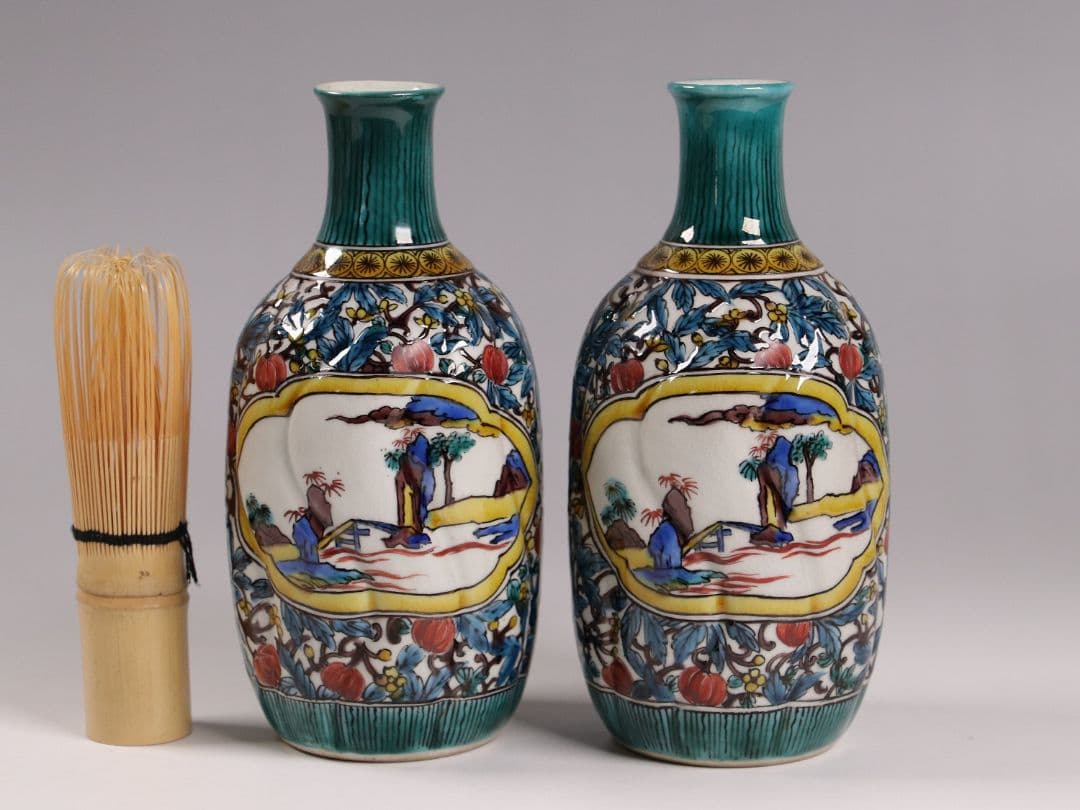 M681/ 初代 徳田八十吉 九谷焼 山水 徳利一対 共箱共布 二代徳利付 酒器