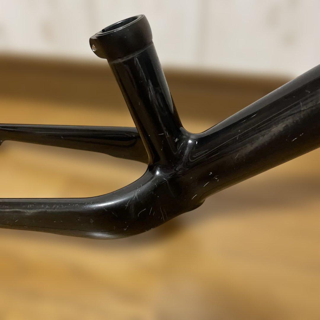 ランバイク　カーボンフレーム